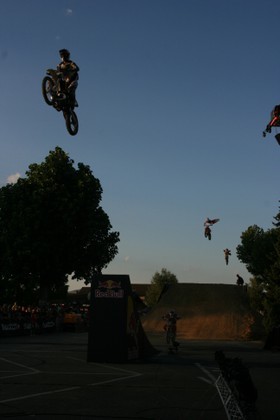 FMX_128